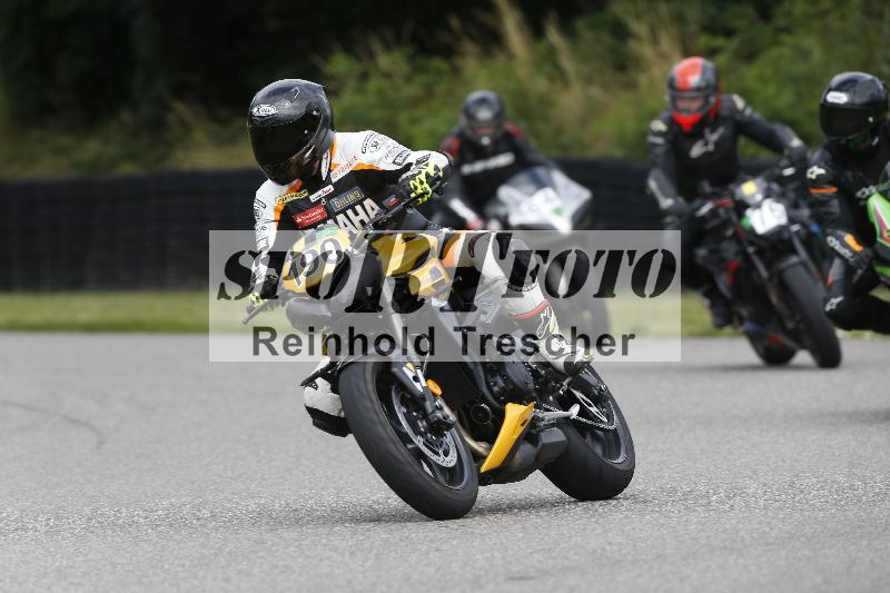 Archiv-2025/23 07.06.2025 TZ Motorsport ADR/190